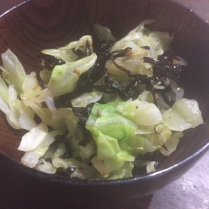 春キャベツの簡単胡麻・昆布和え